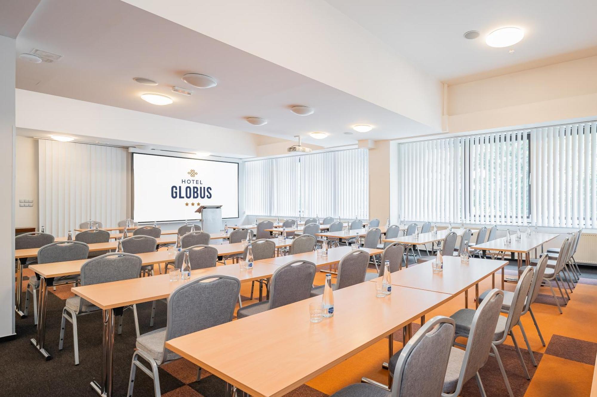 Hotel Globus Прага Екстериор снимка