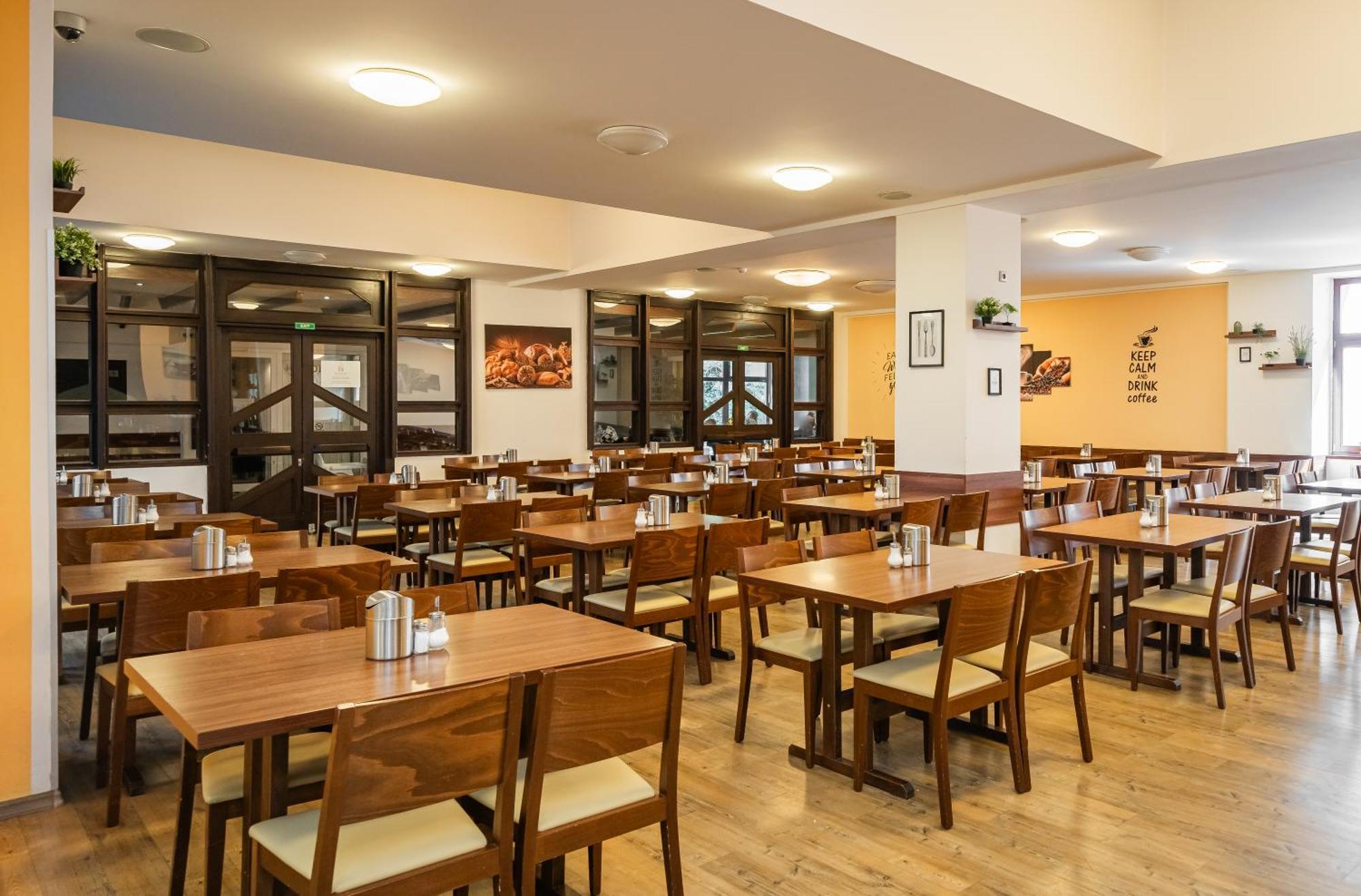 Hotel Globus Прага Екстериор снимка