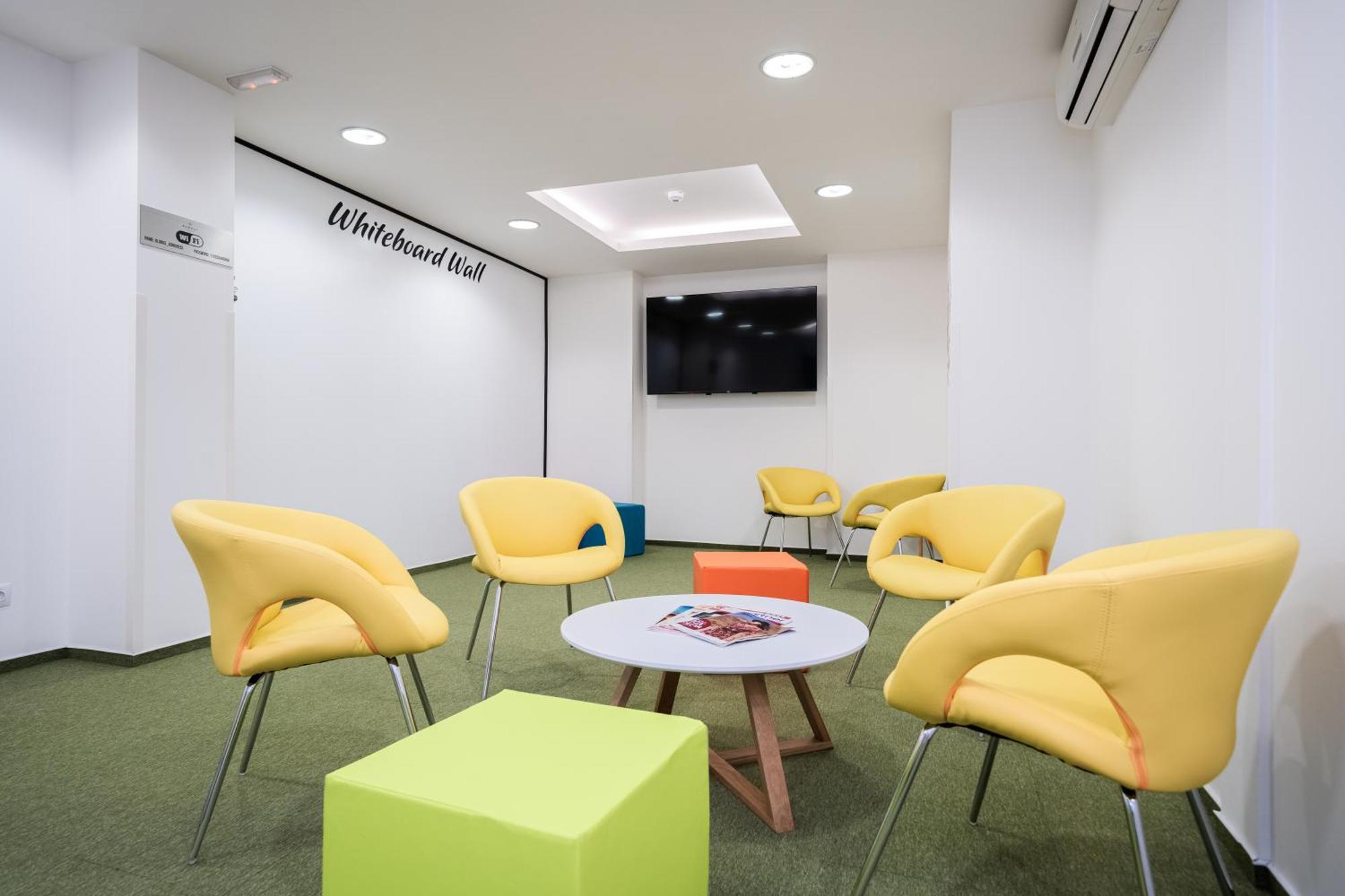 Hotel Globus Прага Екстериор снимка