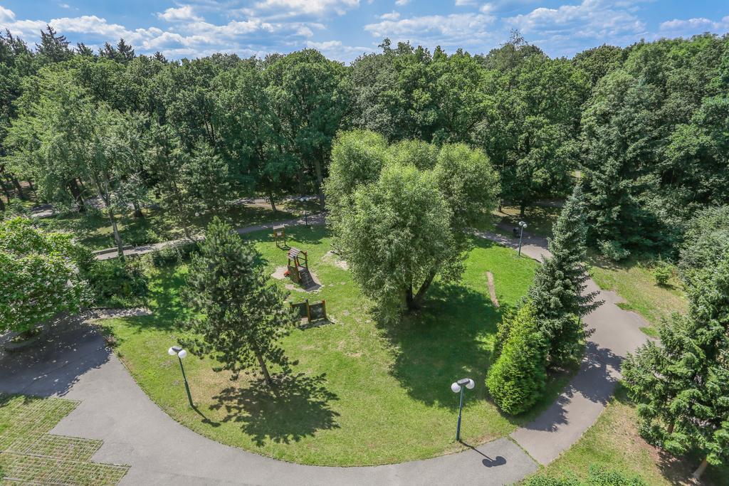 Hotel Globus Прага Екстериор снимка
