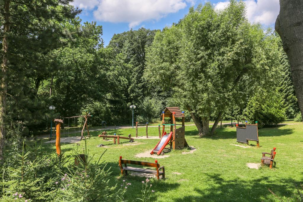 Hotel Globus Прага Екстериор снимка
