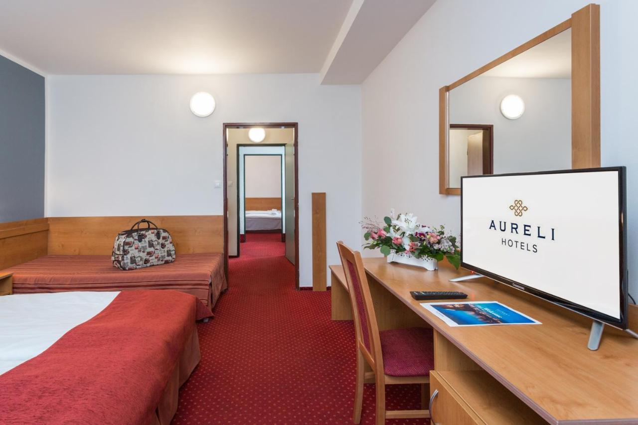 Hotel Globus Прага Екстериор снимка